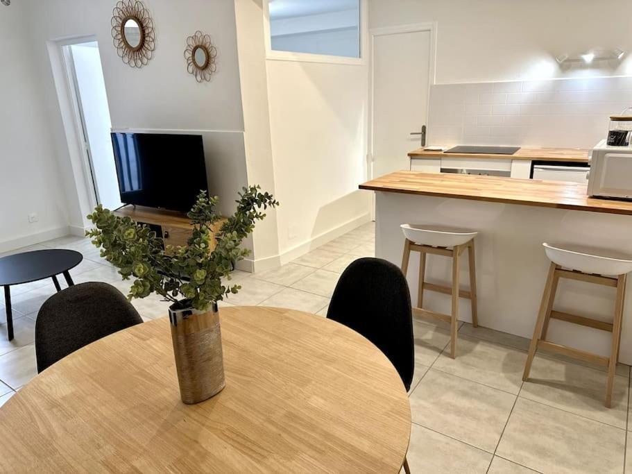 Ferienwohnung Le Nid Douillet Nîmes Exterior foto